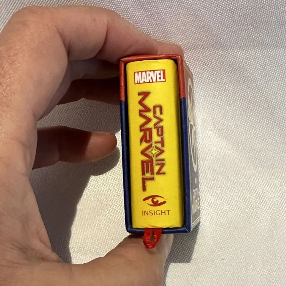 Captain Marvel : The Tiny Book of Earth's Mightiest Hero, Hardcover by Reed, …